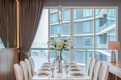 Condominio de 3 dormitorios en Bang Kho Laem, Bangkok, Tailandia № 208481 - foto 4