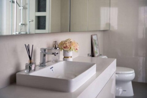 Condominio de 3 dormitorios en Bang Kho Laem, Bangkok, Tailandia № 208481 - foto 15