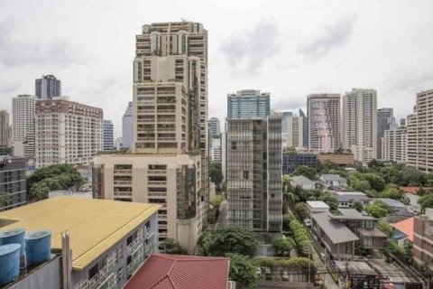 Condominio de 3 dormitorios en Khlong Toei, Bangkok, Tailandia № 208482 - foto 9