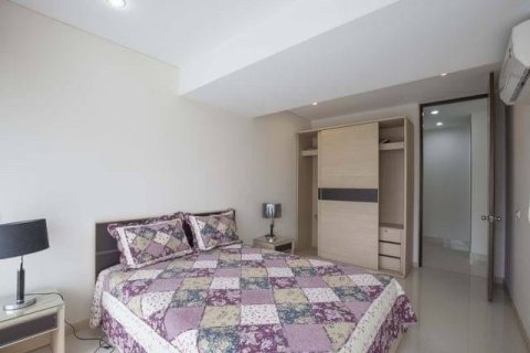 Condominio de 3 dormitorios en Khlong Toei, Bangkok, Tailandia № 208482 - foto 7