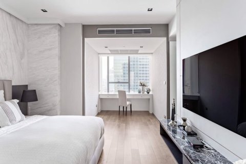 Condominio de 2 dormitorios en Bang Rak, Bangkok, Tailandia № 208483 - foto 17