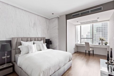 Condominio de 2 dormitorios en Bang Rak, Bangkok, Tailandia № 208483 - foto 9