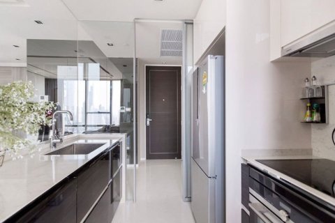 Condominio de 2 dormitorios en Bang Rak, Bangkok, Tailandia № 208483 - foto 18