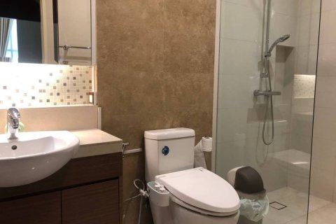 Condominio de 3 dormitorios en Watthana, Bangkok, Tailandia № 208485 - foto 15