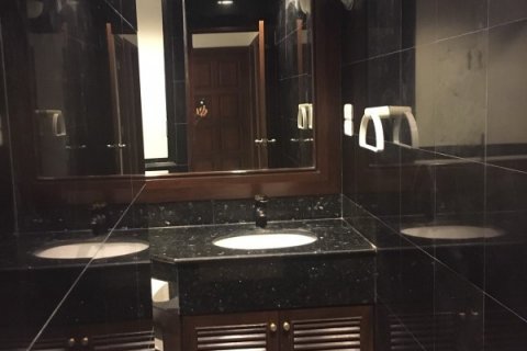 Condominio de 3 dormitorios en Bangkok, Tailandia № 66715 - foto 8