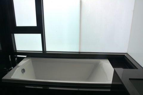 Condominio de 2 dormitorios en Bangkok, Tailandia № 66716 - foto 15