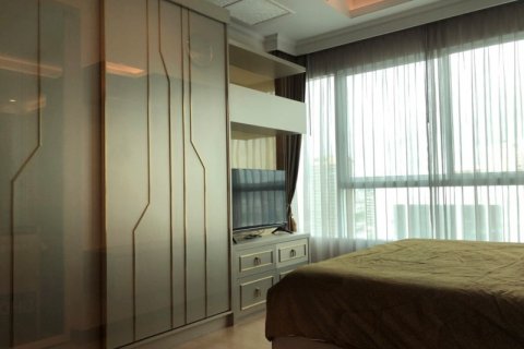 Condominio de 1 dormitorio en Bangkok, Tailandia № 66717 - foto 4