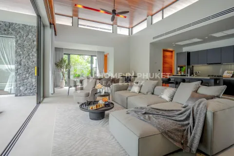 Casa de 3 dormitorios en Phuket, Tailandia № 209527 - foto 4