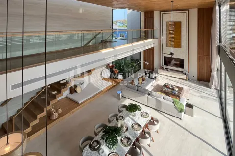 Casa de 5 dormitorios en Phuket, Tailandia № 209528 - foto 5
