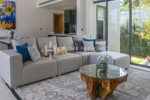 Casa de 4 dormitorios en Phuket, Tailandia № 209532 - foto 4