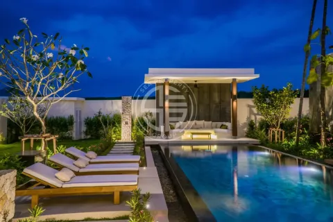 Chalet de 3 dormitorios en Phuket, Tailandia № 190857 - foto 11