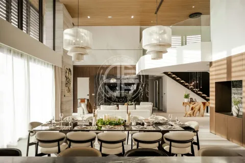 Chalet de 4 dormitorios en Phuket, Tailandia № 190851 - foto 4