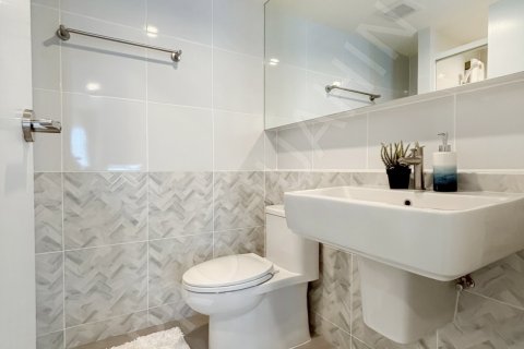 Apartamento de 2 dormitorios en Hua Hin, Tailandia № 194851 - foto 22