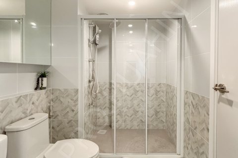 Apartamento de 2 dormitorios en Hua Hin, Tailandia № 194851 - foto 11