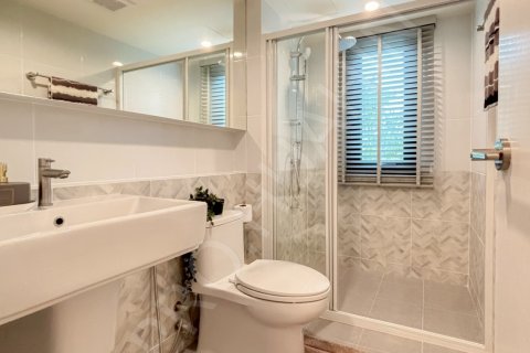 Apartamento de 2 dormitorios en Hua Hin, Tailandia № 194853 - foto 10