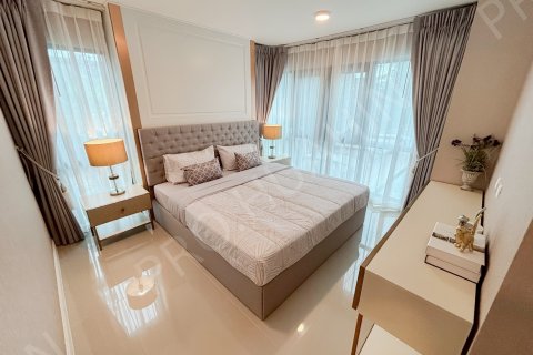 Apartamento de 2 dormitorios en Hua Hin, Tailandia № 194853 - foto 19