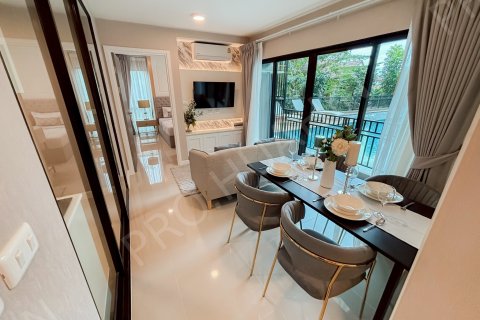 Apartamento de 2 dormitorios en Hua Hin, Tailandia № 194853 - foto 2