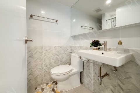 Apartamento de 2 dormitorios en Hua Hin, Tailandia № 194853 - foto 13