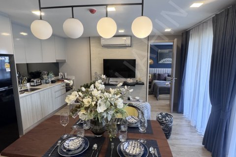 Apartamento de 2 dormitorios en Hua Hin, Tailandia № 194850 - foto 8
