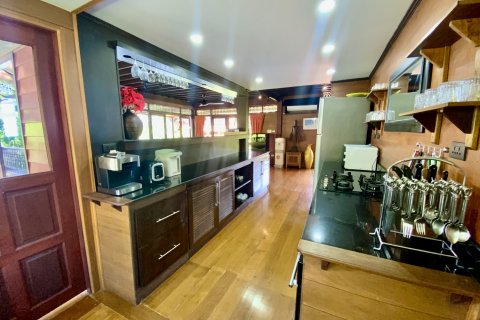 Casa de 4 dormitorios en Ko Samui, Tailandia № 135120 - foto 11