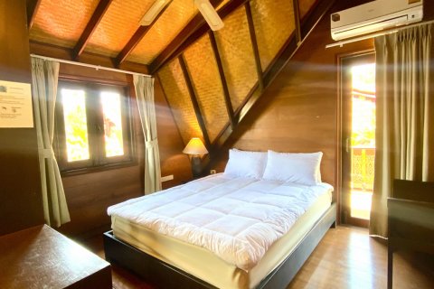 Casa de 4 dormitorios en Ko Samui, Tailandia № 135120 - foto 18