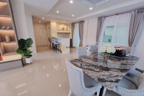 Estudio en Pattaya, Tailandia № 117401 - foto 6