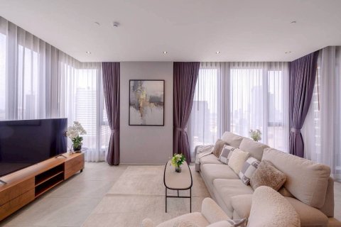 Condo in Bangkok, Thailand, 3 bedrooms № 180316