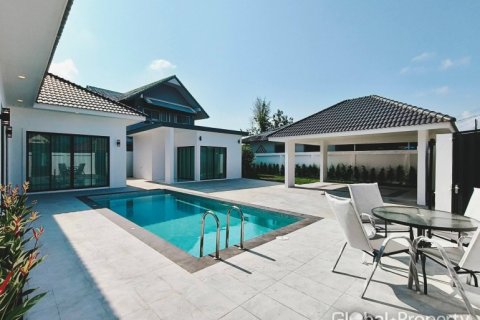 Haus in Pattaya, Thailand 4 Schlafzimmer № 180314 - Foto 3