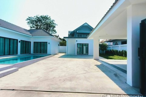 Haus in Pattaya, Thailand 4 Schlafzimmer № 180314 - Foto 2