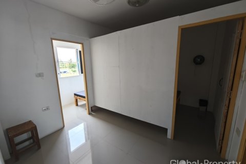 Local comercial en Pattaya, Tailandia № 180315 - foto 12