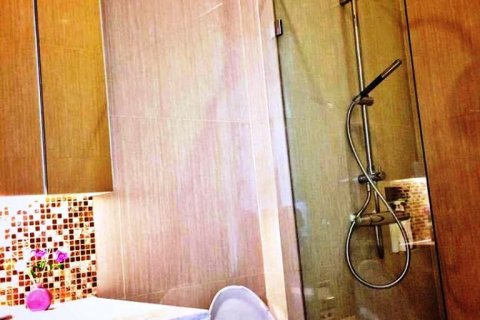 Condominio de 1 dormitorio en Bangkok, Tailandia № 66673 - foto 10