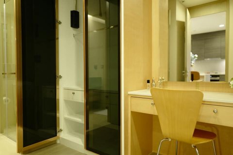 Condominio de 2 dormitorios en Bangkok, Tailandia № 66672 - foto 13