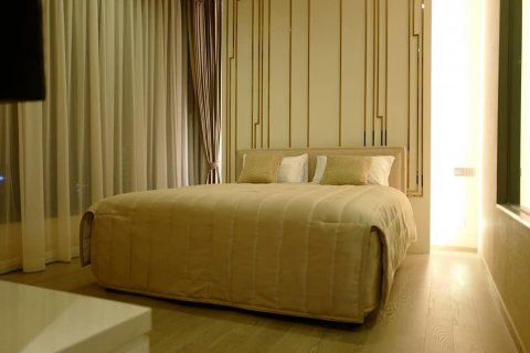 Condominio de 2 dormitorios en Bangkok, Tailandia № 66672 - foto 12