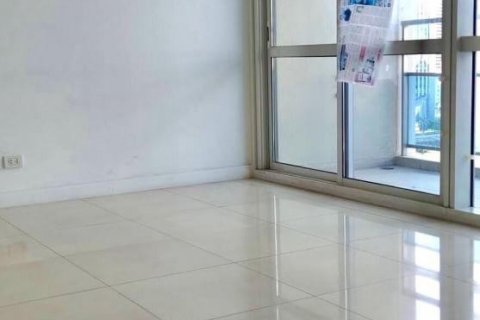 Condominio de 3 dormitorios en Bangkok, Tailandia № 66676 - foto 7
