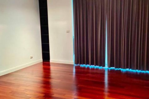 Condominio de 3 dormitorios en Bangkok, Tailandia № 66676 - foto 9