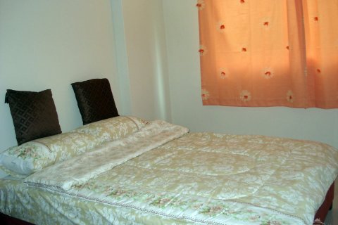 Condominio de 1 dormitorio en Jomtien Beach, Pattaya, Tailandia № 204410 - foto 4