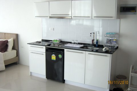 Estudio en el condominio en Pattaya, Tailandia № 204407 - foto 2