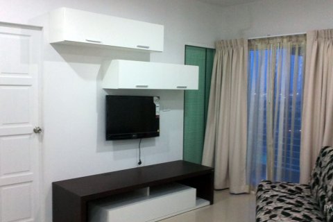 Condominio de 1 dormitorio en Pattaya, Tailandia № 204405 - foto 2