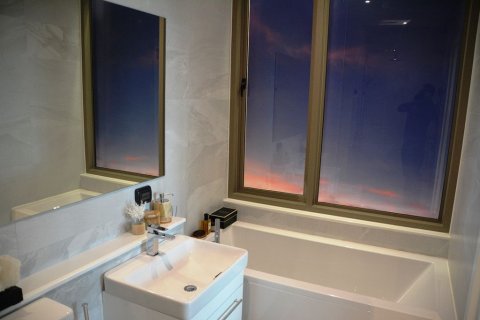 Estudio en el condominio en Watthana, Bangkok, Tailandia № 158670 - foto 13