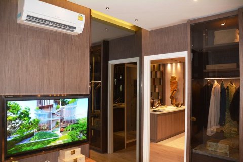 Estudio en el condominio en Watthana, Bangkok, Tailandia № 158670 - foto 15