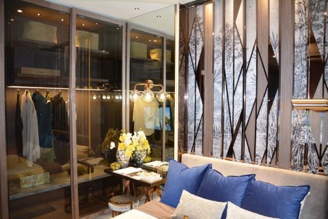 Estudio en el condominio en Watthana, Bangkok, Tailandia № 158670 - foto 12