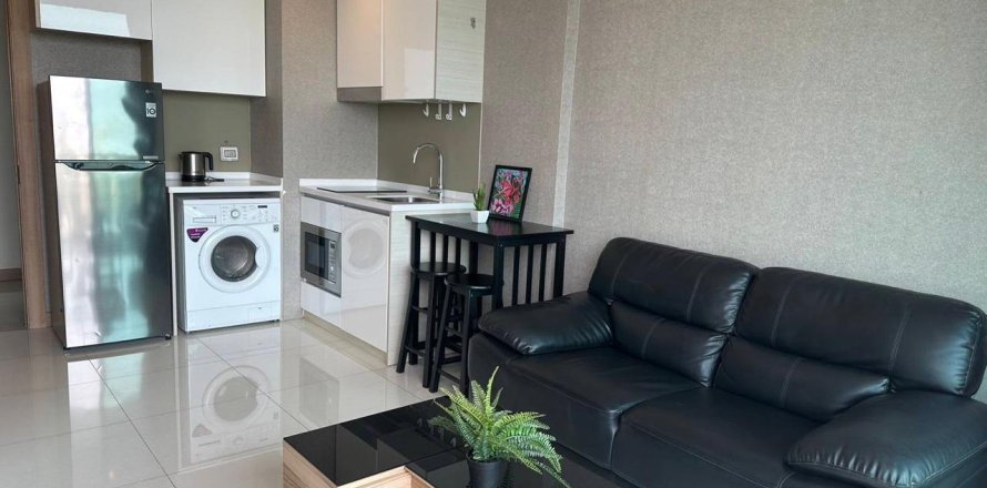 Apartamento de 2 habitaciones en Pattaya, Tailandia № 205844
