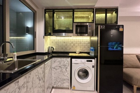 Apartamento de 2 habitaciones en Pattaya, Tailandia № 205847 - foto 9