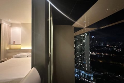 Apartamento de 2 habitaciones en Pattaya, Tailandia № 205847 - foto 15