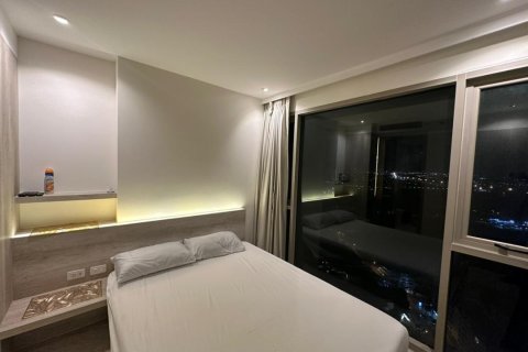 Apartamento de 2 habitaciones en Pattaya, Tailandia № 205847 - foto 5