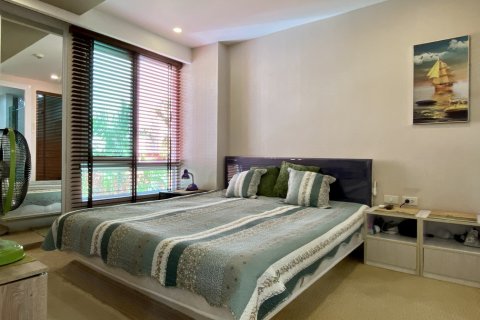 Apartamento de 2 habitaciones en Pattaya, Tailandia № 205843 - foto 3