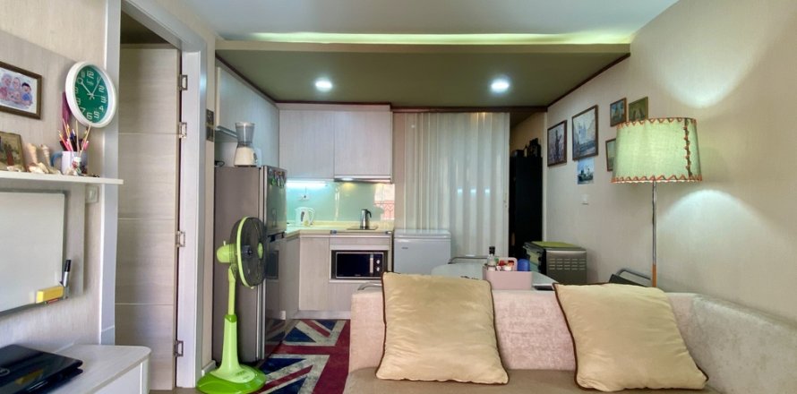 Apartamento de 2 habitaciones en Pattaya, Tailandia № 205843
