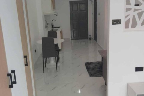 Apartamento de 2 habitaciones en Pattaya, Tailandia № 205842 - foto 8