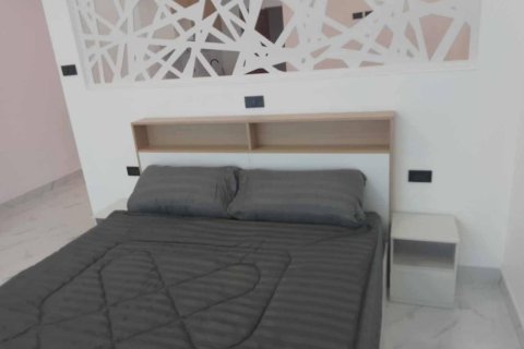 Apartamento de 2 habitaciones en Pattaya, Tailandia № 205842 - foto 7