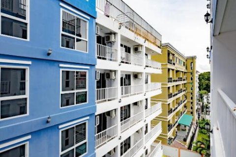Apartamento de 3 habitaciones en Pattaya, Tailandia № 205845 - foto 19